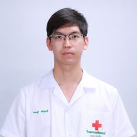 นพ.ภูมิ ตรีสุคนธ์